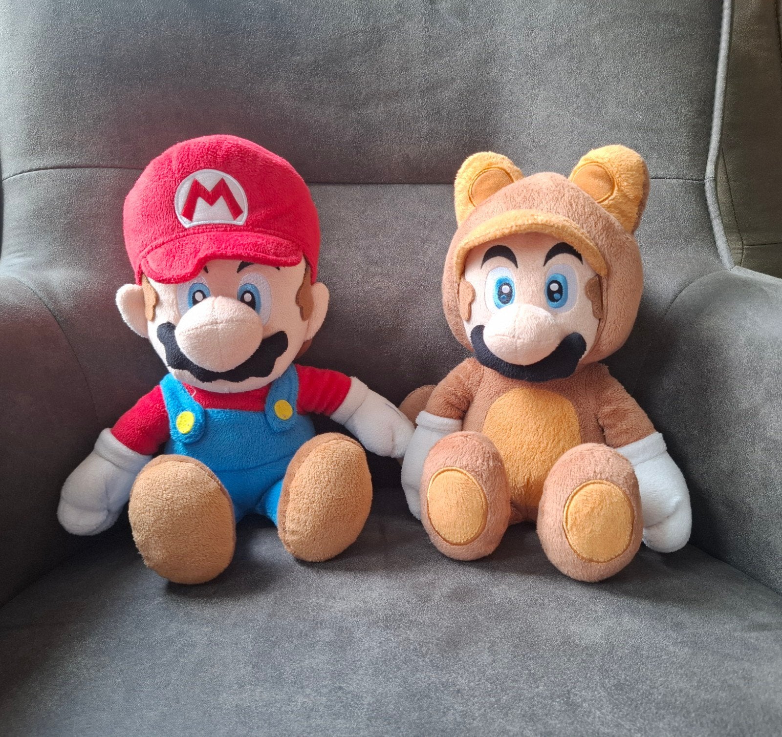Super Mario en Tanooki Mario knuffels - Super Mario 3D Land, Overige typen, Ophalen of Verzenden, Nintendo, Middelgroot (20 tot 80 cm)
