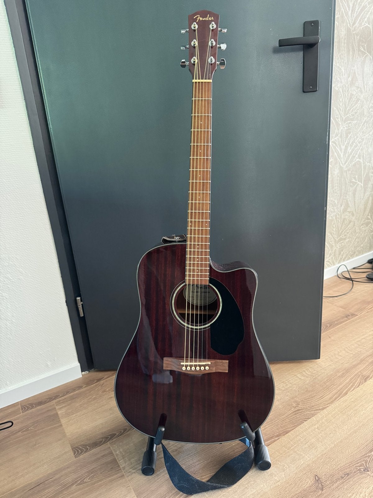 Fender CD-60SCE akoestische gitaar met accessoires, Ophalen, Zo goed als nieuw, Western- of Steelstringgitaar, Met (piezo-)element