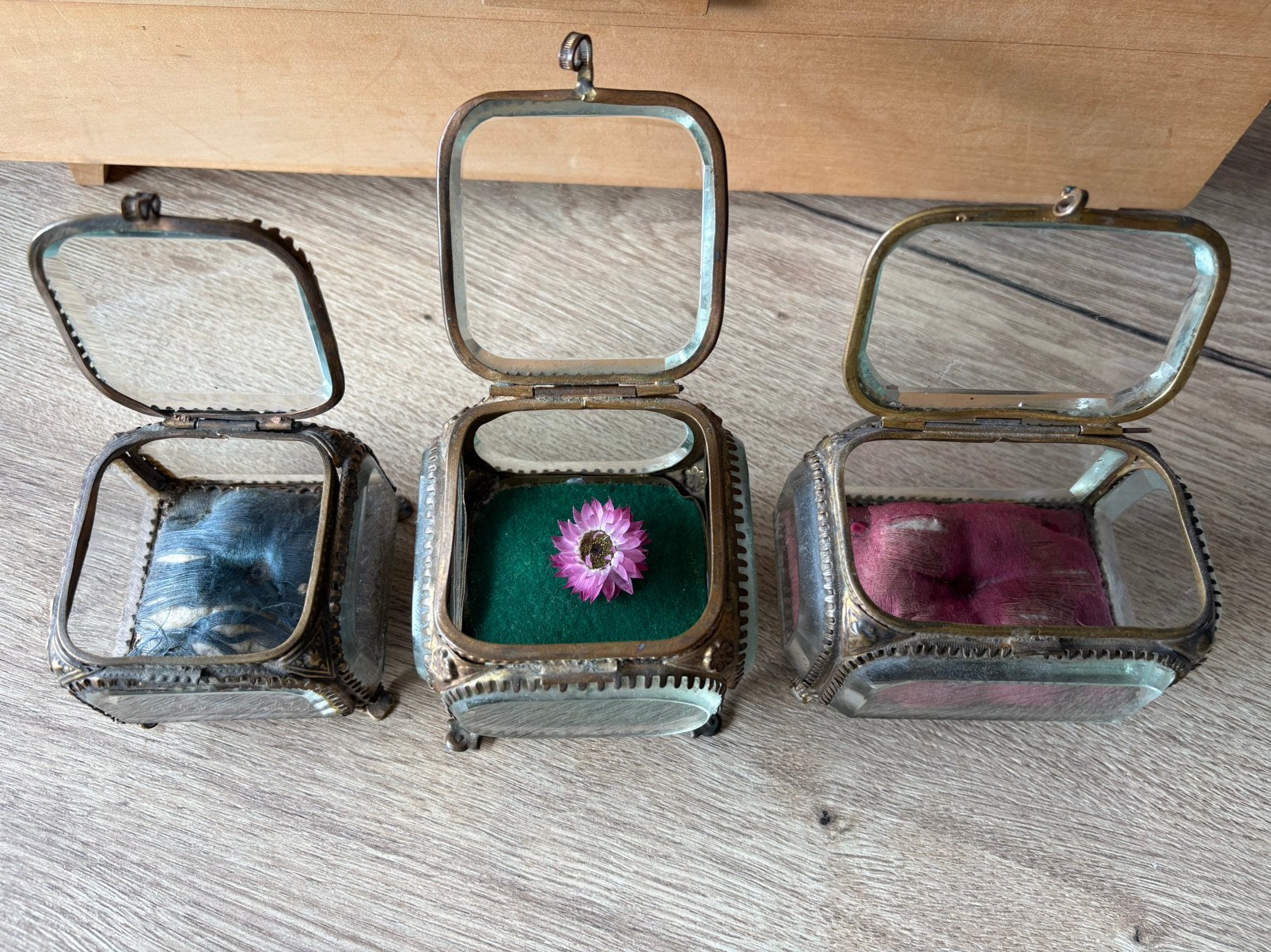 3x Frans Antiek Bruidskistje dik glas, Antiek en Kunst, Ophalen of Verzenden