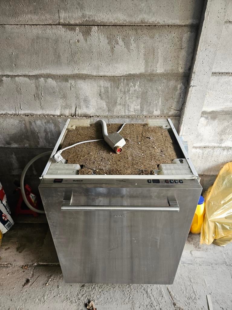 Hele goede Bosch vaatwasser., Ophalen