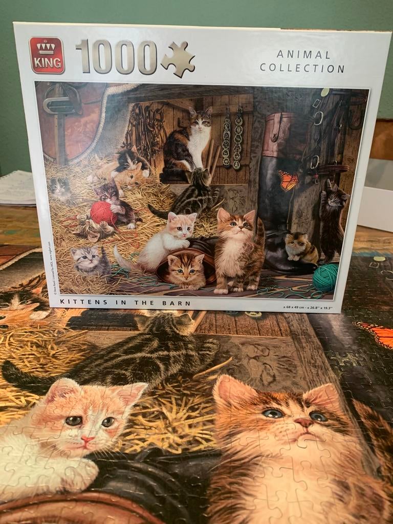 Puzzel kittens in de schuur 1000 stukjes compleet, Ophalen of Verzenden, 500 t/m 1500 stukjes, Gebruikt, Legpuzzel