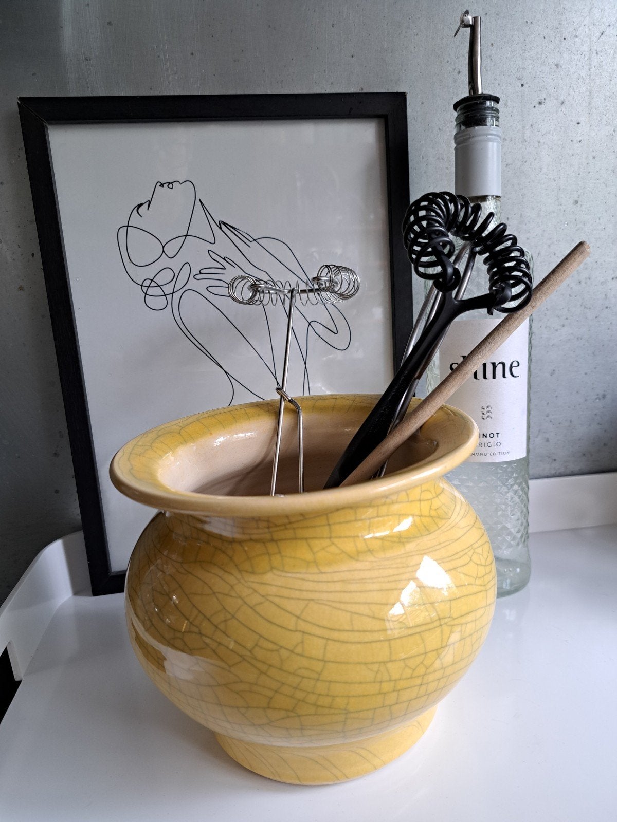Vintage grote ADCO '60'70 vaas bolvaas bloempot 15 CM geel, Huis en Inrichting, Gebruikt, Geel, Ophalen of Verzenden, Handgemaakt