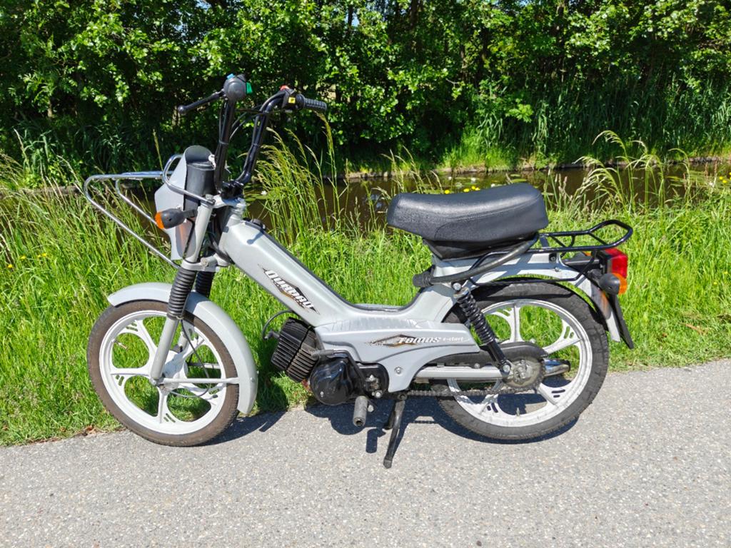 Tomos Quadro snorfiets (blauw kenteken), Fietsen en Brommers, Brommers | Tomos, Ophalen, Gebruikt, Quadro, Maximaal 25 km/u