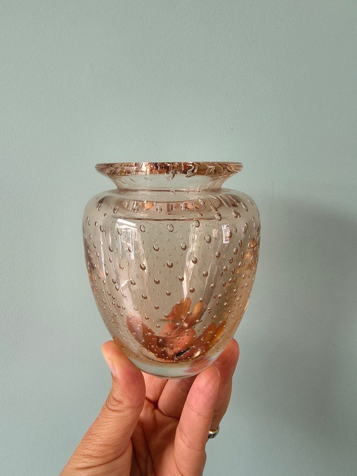 Vintage roze spijkerglas (bubbelpatroon) vaas, Ophalen of Verzenden