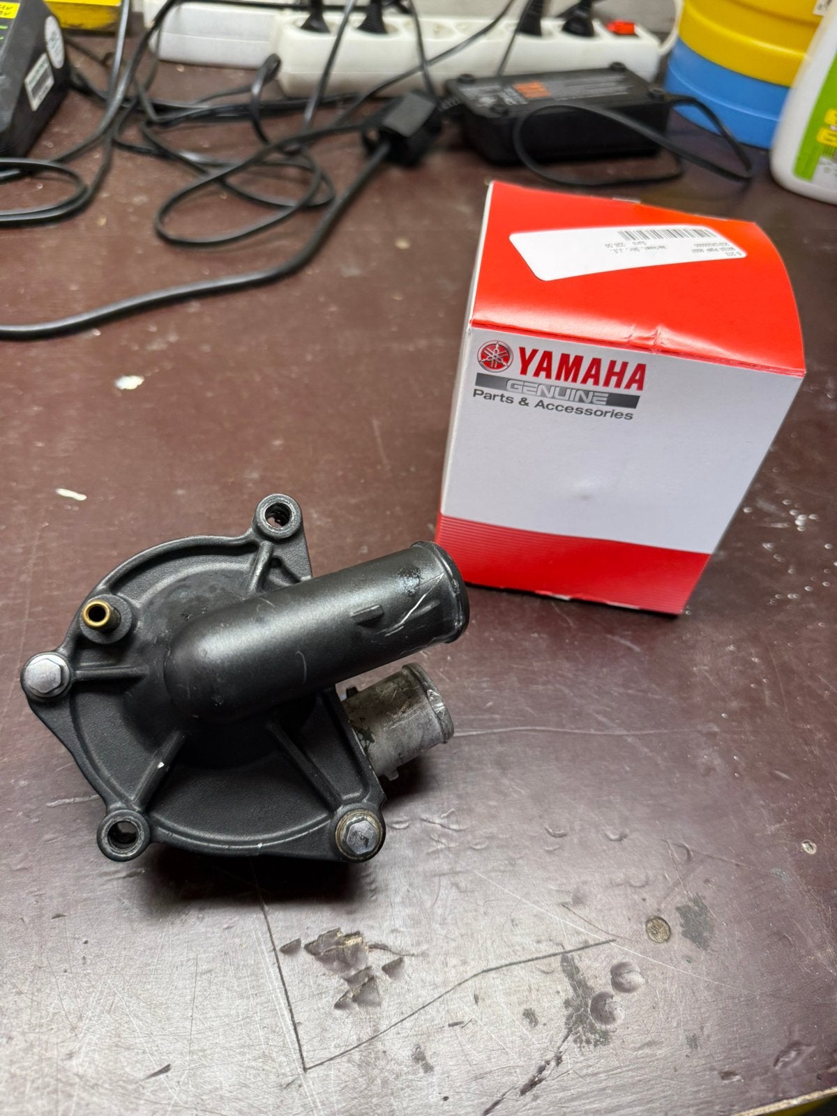 Waterpomp Yamaha R6 2006-2016 (RJ11/RJ15), Motoren, Onderdelen | Yamaha, Ophalen of Verzenden, Gebruikt