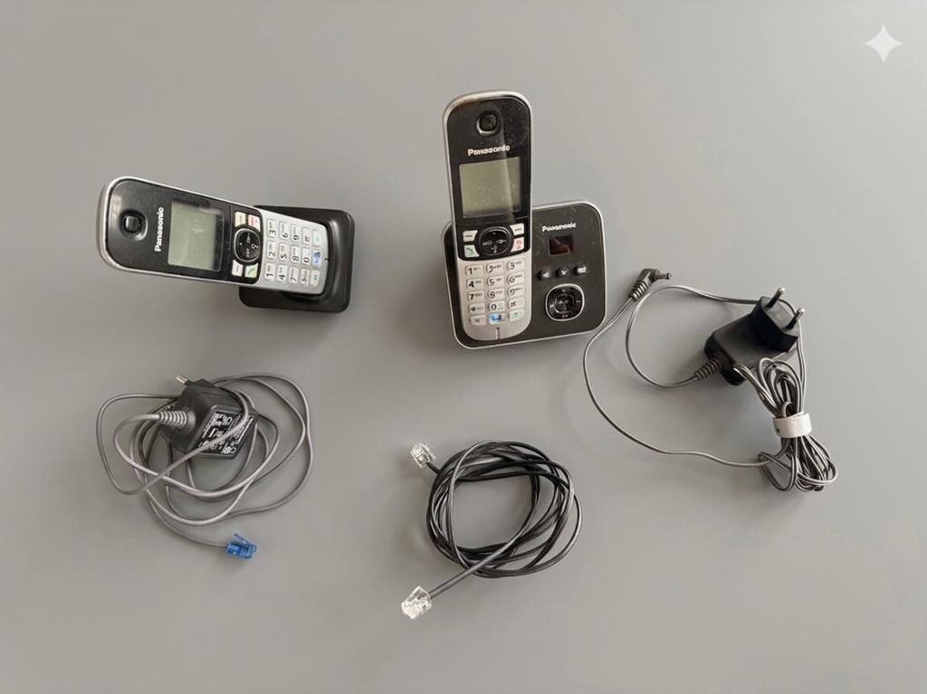 Panasonic KX-TG6822NLB Draadloze Telefoons (2 Handsets), Ophalen, Gebruikt, 2 handsets