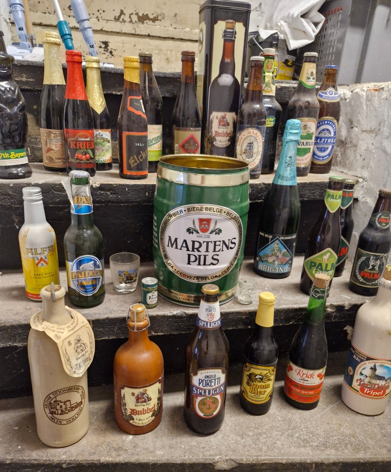 Oude zeldzame bierflesjes, Ophalen, Gebruikt, Overige merken