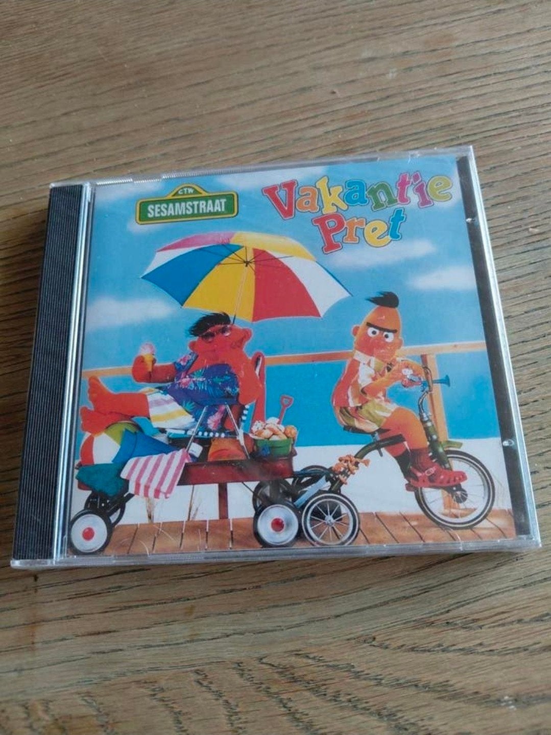 Sesamstraat vakantiepret Bert en Ernie. Nieuw in seal., 6 tot 9 jaar, Ophalen of Verzenden, Album, Muziek
