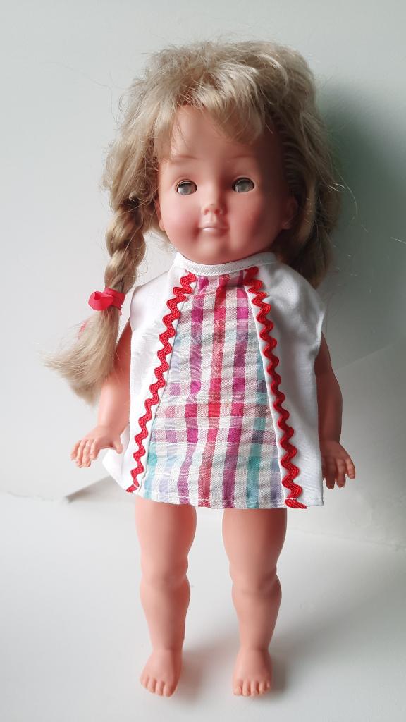 Leuke Wildebras pop 30 cm, Verzamelen, Poppen, Zo goed als nieuw, Pop, Ophalen of Verzenden