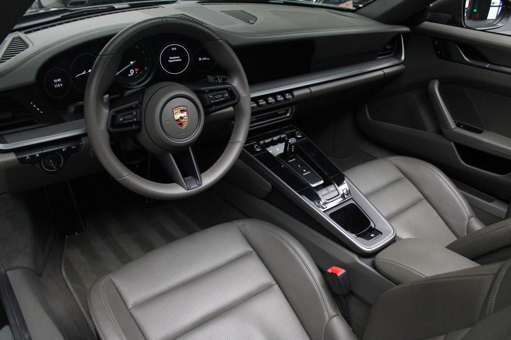 Porsche 911 3.0 4 Targa Leer Navi Camera Bose Climate C. PDC, Automaat, Gebruikt, Cabriolet, 4 stoelen