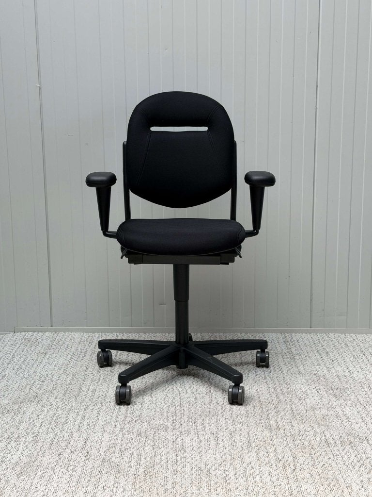 Ahrend 220 Refurbished bureaustoel verstelbare zachte arml., Huis en Inrichting, Bureaustoelen, Niet ingevuld, Zwart, Niet ingevuld