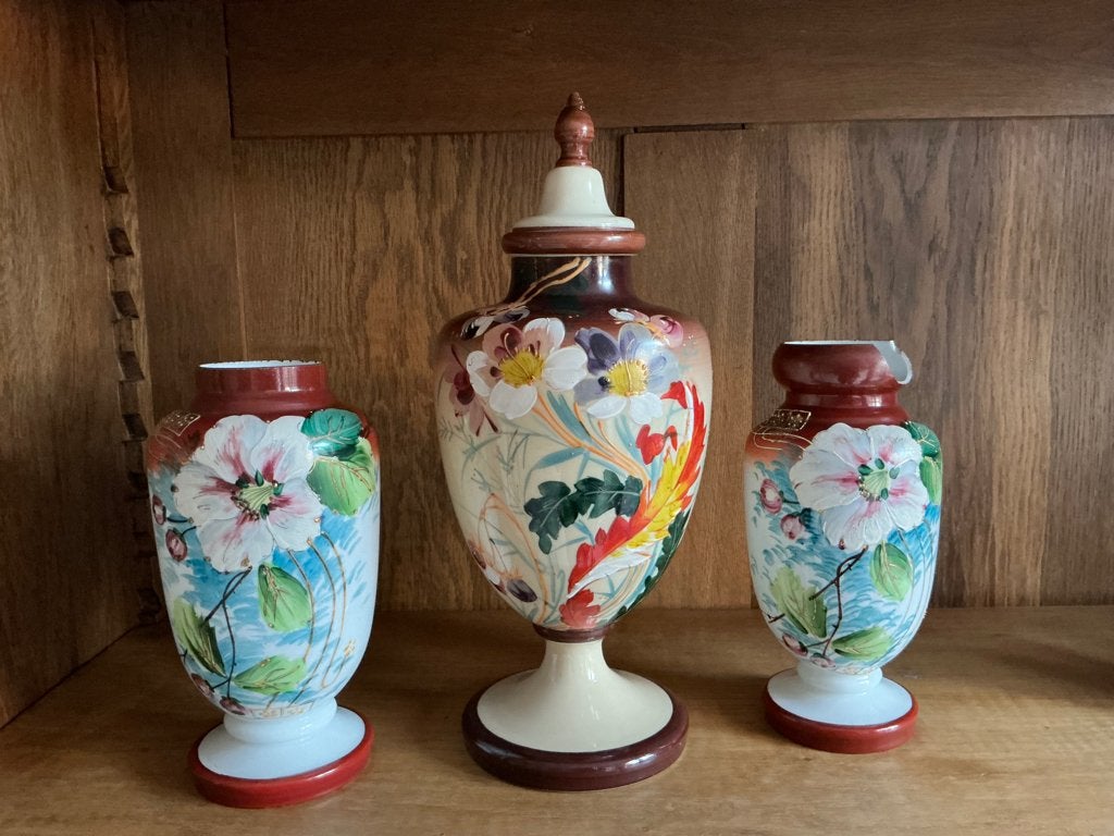 Te koop aangeboden 3 antieke vazen., Antiek en Kunst, Antiek | Vazen, Ophalen of Verzenden