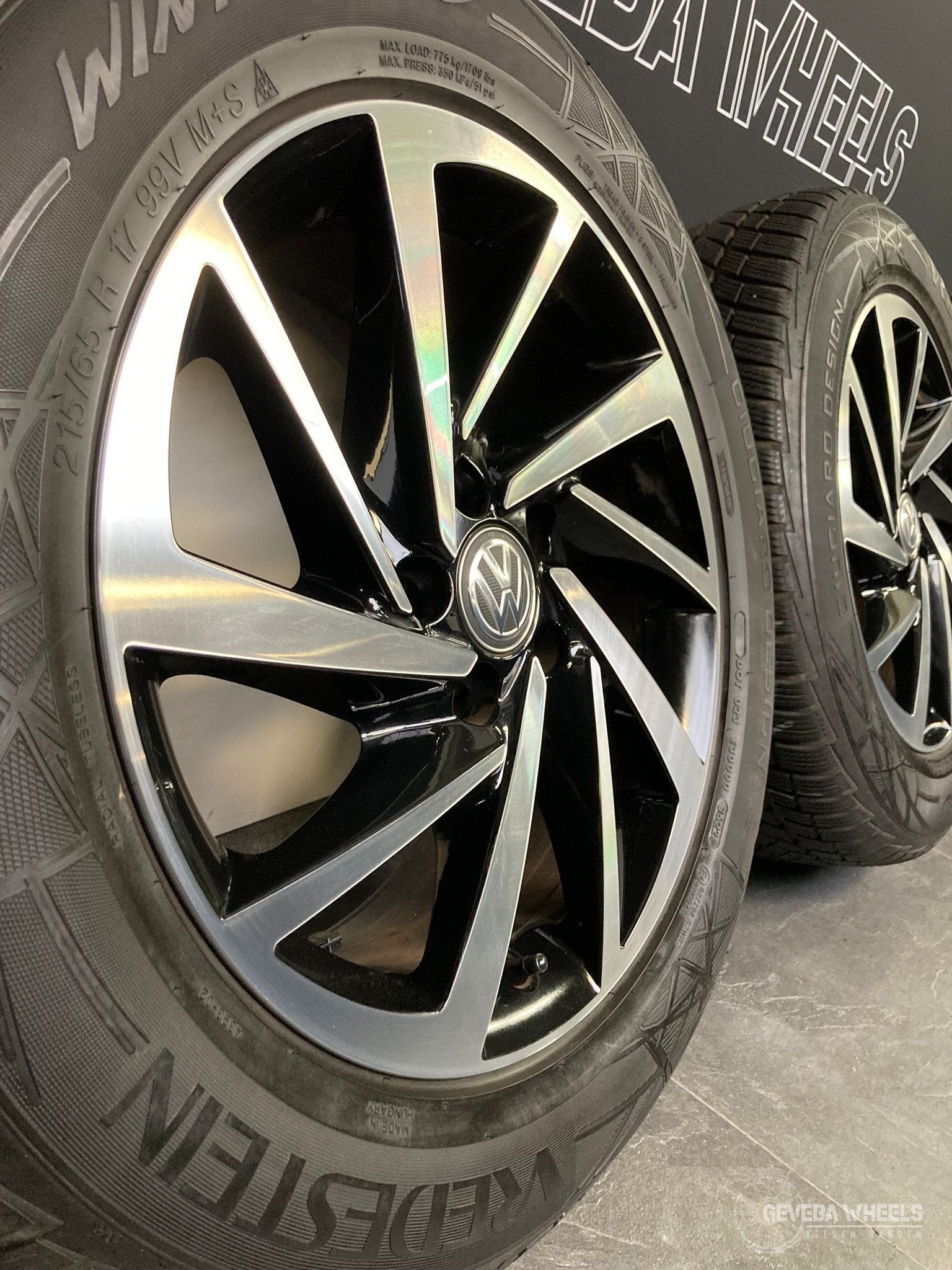 17” originele Volkswagen Tiguan 5NA velgen + winterbanden, -, -, Banden en Velgen, 17 inch