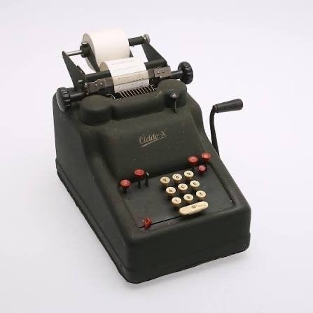 Te koop. Ouderwetse telmachine!, Ophalen of Verzenden