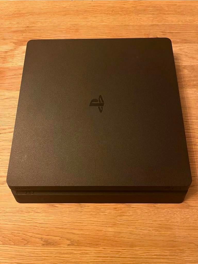 ps4 slim 1TB, Met 2 controllers, Ophalen of Verzenden, Zo goed als nieuw, 1 TB
