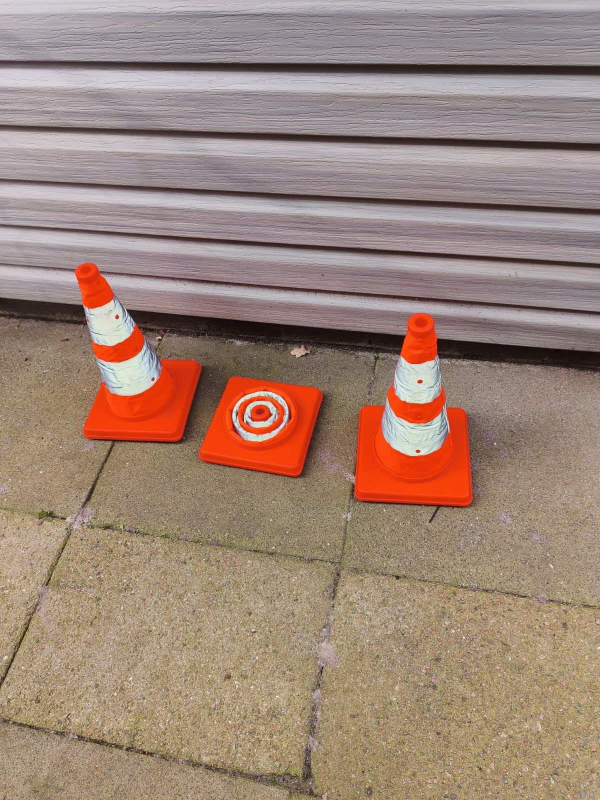 Nieuwe verkeerskegels met verlichting (set van 3), Ophalen of Verzenden