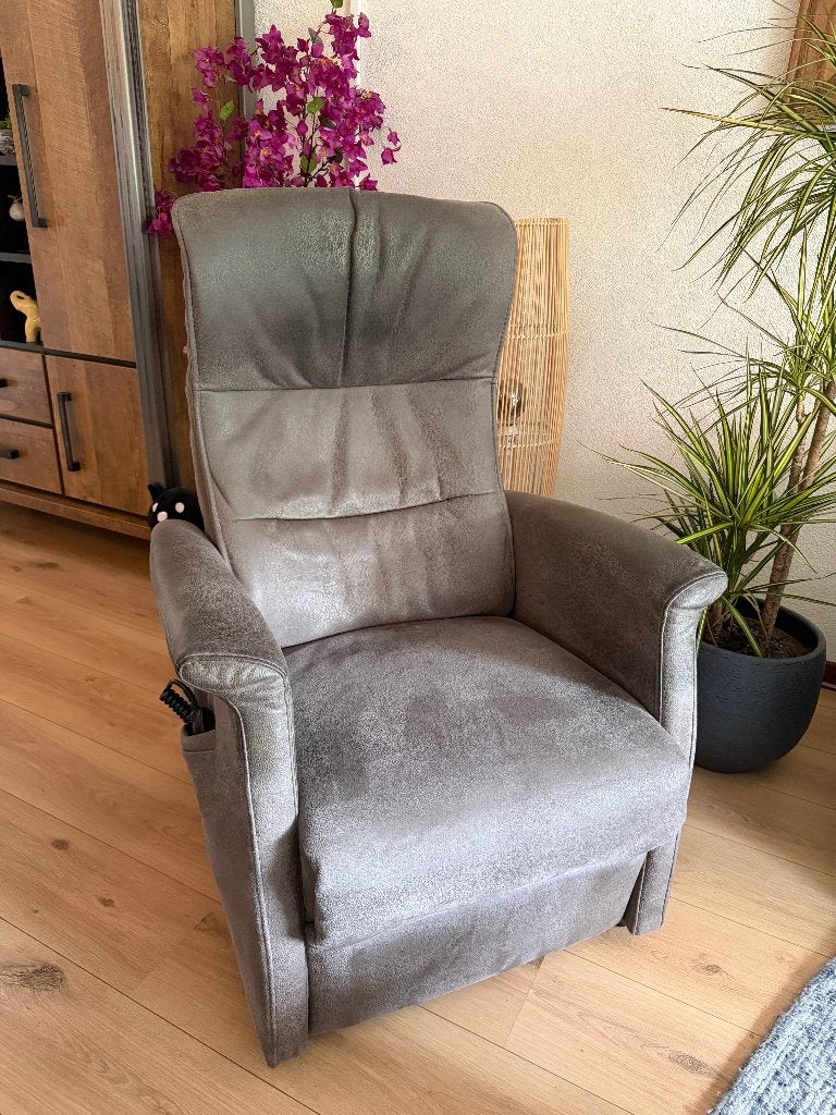 Relax stoel, Ophalen, Gebruikt, Minder dan 75 cm, Stof