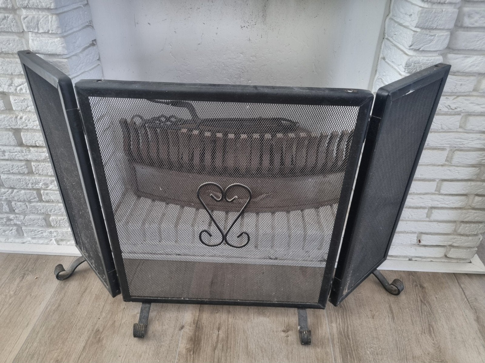 Zwart metalen haardscherm met hartdecoratie, Ophalen, Gebruikt, Vrijstaande haard, Overige soorten