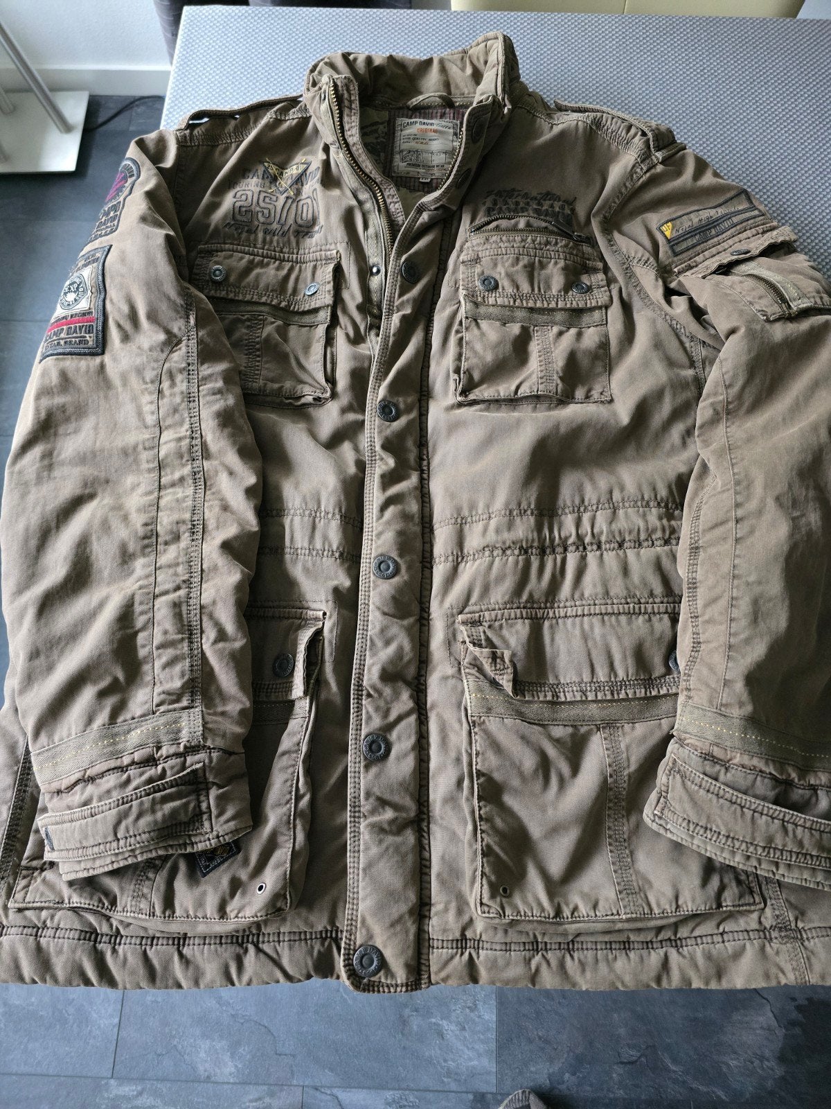Stoere winterjas, vrijwel niet gedragen, Bruin, Overige maten, Ophalen of Verzenden, Zo goed als nieuw