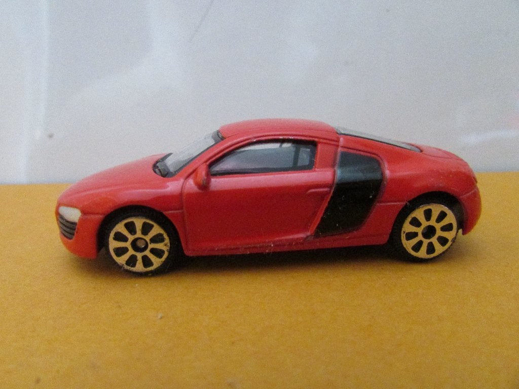 AUDI R 8 4,2 FSi  QUATTRO . 1 : 62, Ophalen of Verzenden, Gebruikt, Auto, Overige merken