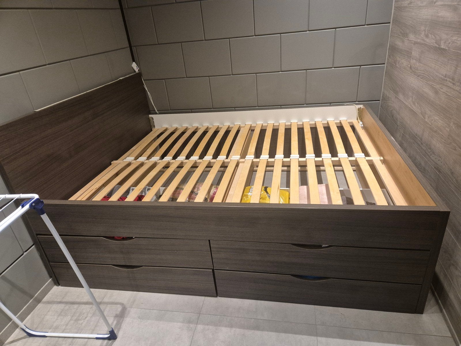 Bed met 4x laden en lattenbodem, Ophalen, Gebruikt, Tweepersoons, 200 cm