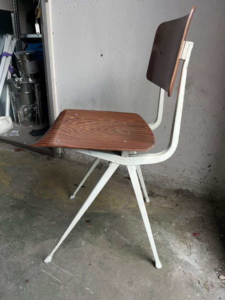 Vintage Friso Kramer Result stoel voor Ahrend de Cirkel, Huis en Inrichting, Stoelen, Ophalen, Zo goed als nieuw, Wit, Eén