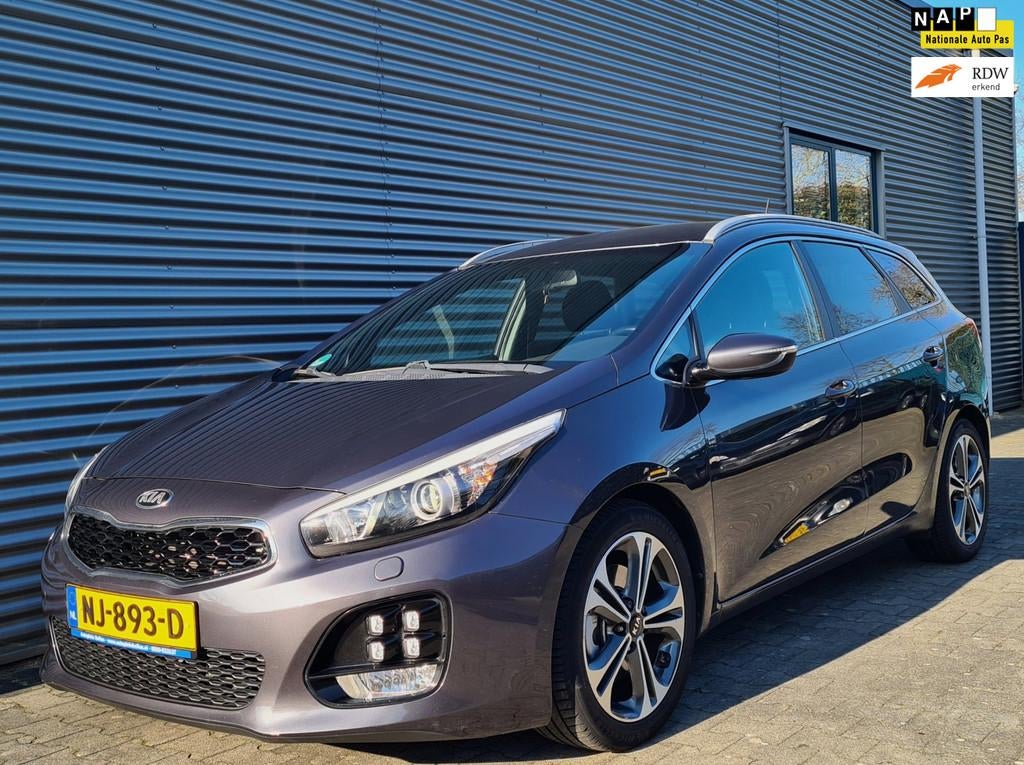 Kia Cee'd Sportswagon 1.6 CRDi GT-Line AUT 03-2017 Dark Gun, Auto's, Kia, Gebruikt, 4 cilinders, Origineel Nederlands, 140 €/maand