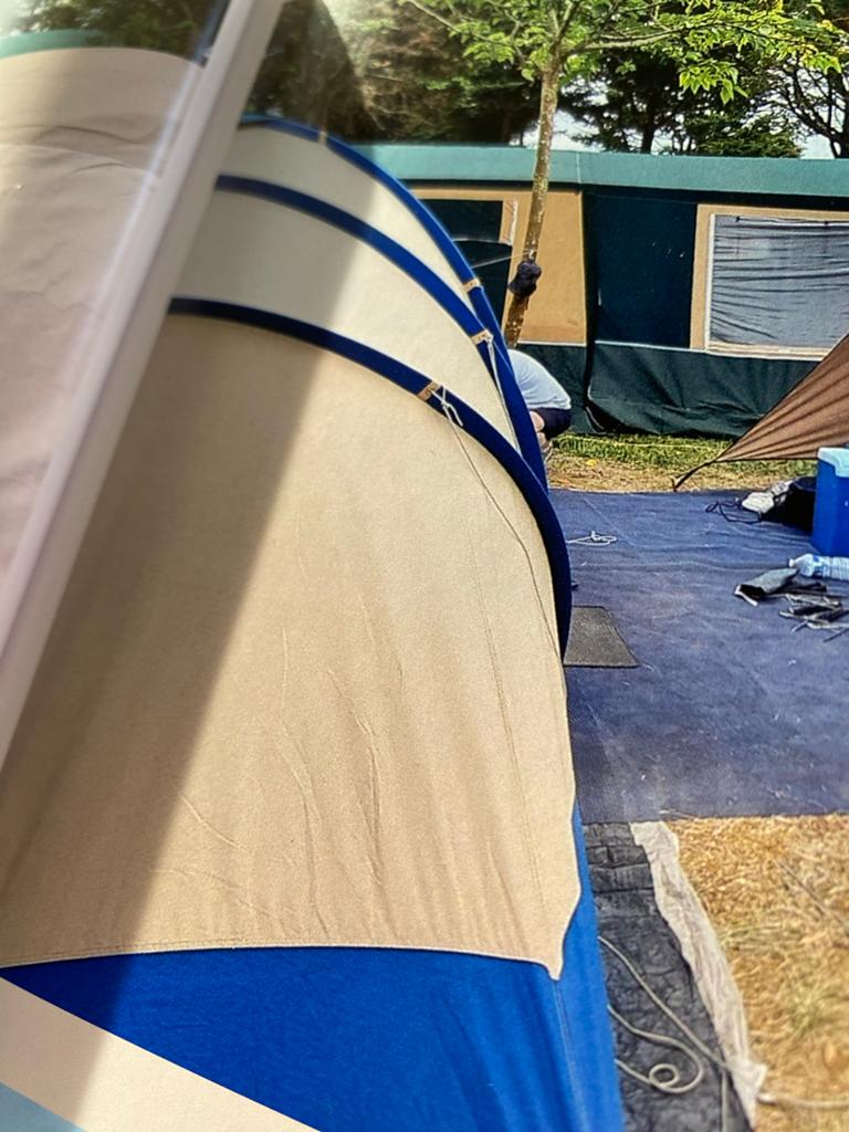 De Vrijbuiter SIOUX 4 pers vis a vis tent, Ophalen of Verzenden, Gebruikt, Tot en met 4