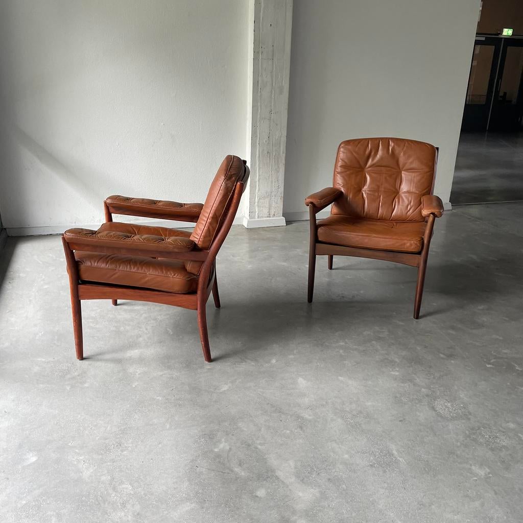 2 lederen fauteuils g-mobel jaren vintage, Huis en Inrichting, Fauteuils, Ophalen, ., 2de hands, 75 tot 100 cm