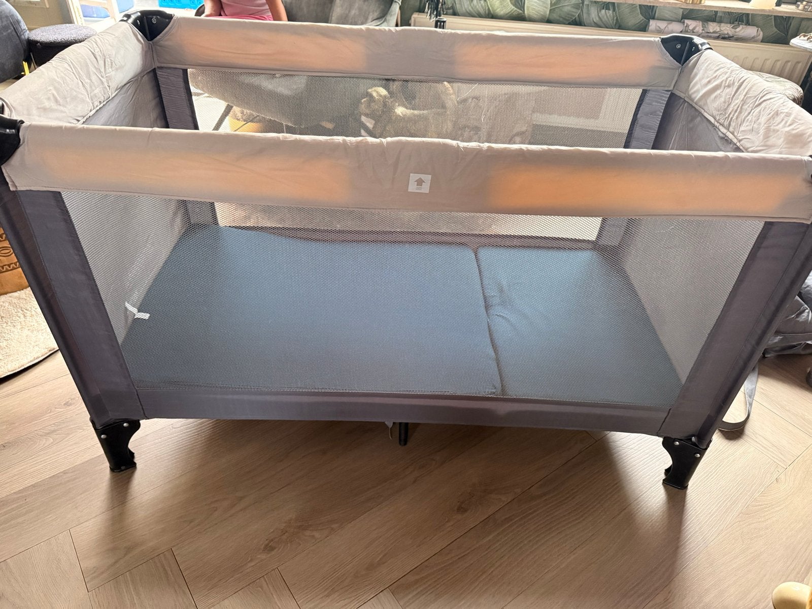 Compact en comfortabel campingbedje met matras, Ophalen of Verzenden, Gebruikt, Overige typen