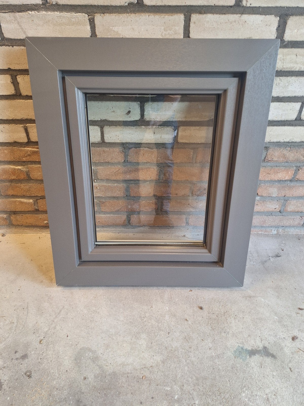 Kunststof draaikiepraam - Nieuw uit showroom (572x665mm), Ophalen of Verzenden