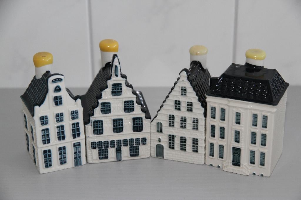 KLM huisjes -Leiden- nummers 19-29-44-93, Verzamelen, KLM Huisjes, Ophalen of Verzenden, Zo goed als nieuw, 61 t/m 80, Gevuld
