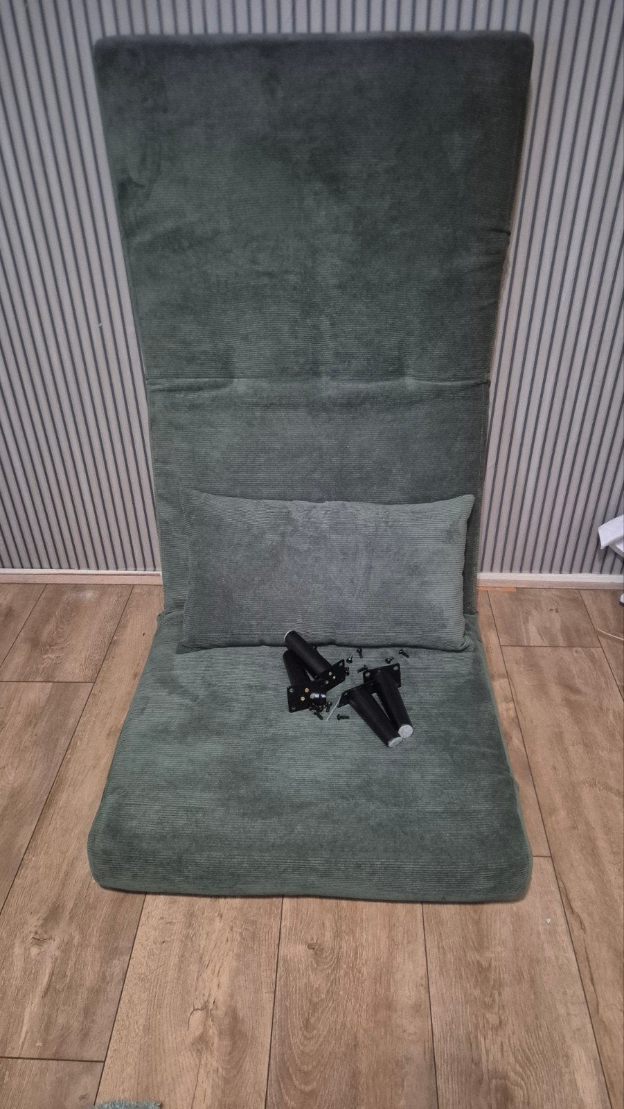 Slaapbank van Home24 - Comfortabel en Praktisch, Ophalen