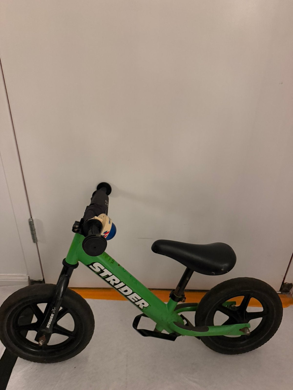 Jongens loopfiets, Ophalen, Zo goed als nieuw, Minder dan 16 inch