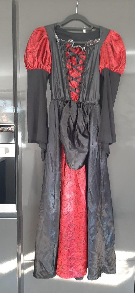 Halloween verkleedjurk, netjes, va. maat 128, Kinderen en Baby's, Carnavalskleding en Verkleedspullen, Ophalen of Verzenden, Zo goed als nieuw