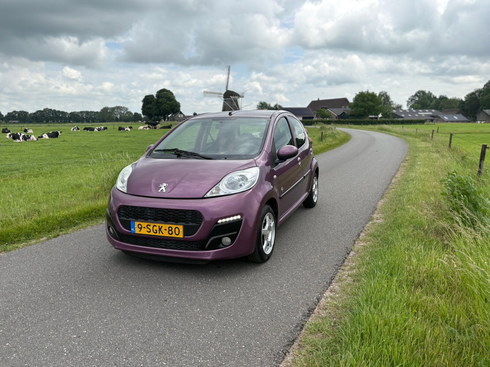 Peugeot 107 Facelift! Carplay! Airco! Elektrisch Pakket! NAP, Auto's, Peugeot, Voorwielaandrijving, Euro 5, Overige kleuren, 4 stoelen