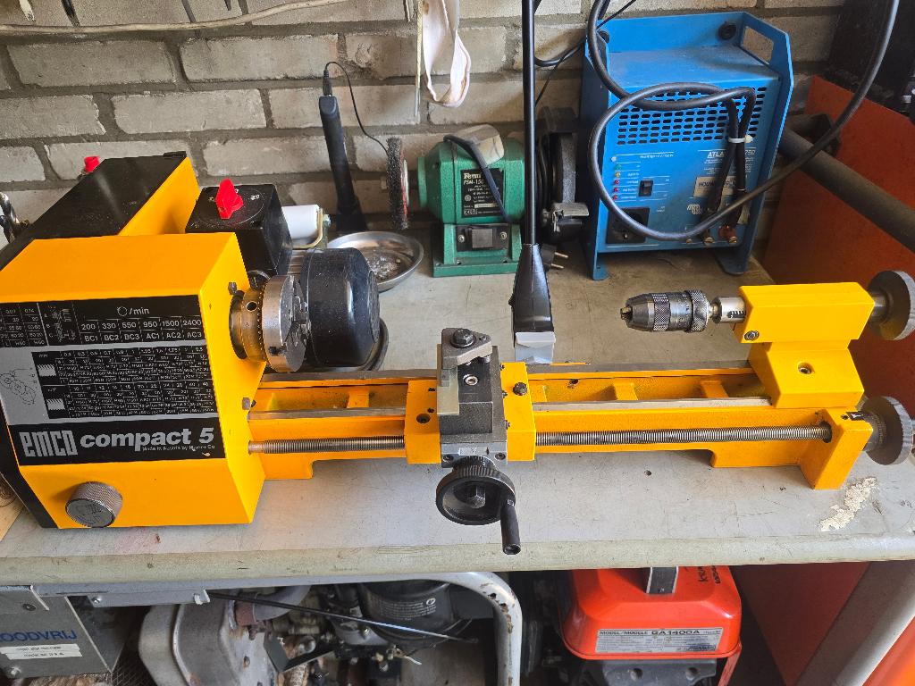 EMCO COMPACT 5, Ophalen, Zo goed als nieuw, Metaaldraaibank, Minder dan 500 mm