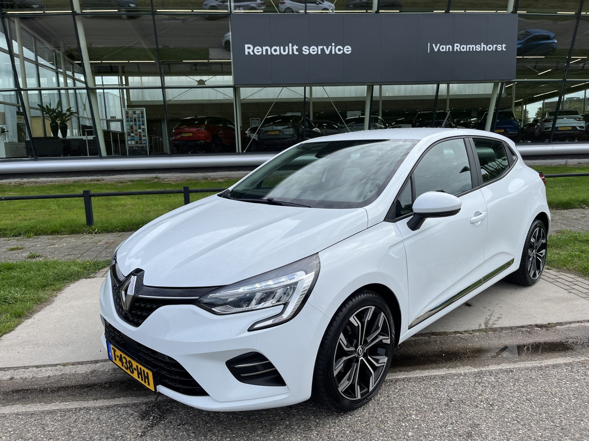 Renault Clio 1.0 TCe / Trekhaak / Stoelverw / Navigatie / Ai, Voorwielaandrijving, 12 maanden, Gebruikt, 580 kg
