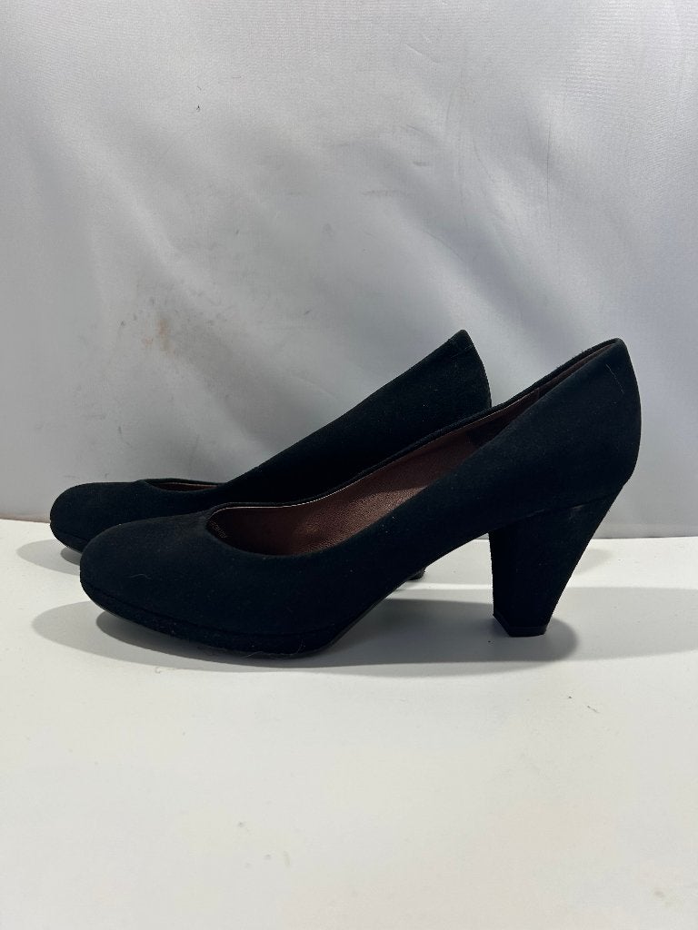 Carmens, maat 39 klassieke zwart suède plateau pumps ., Pumps, Verzenden, Zwart, Zo goed als nieuw