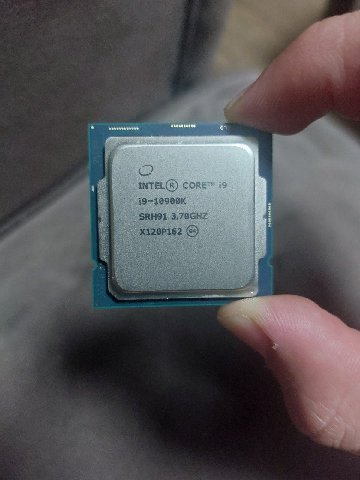 Intel Core i9-10900K Processor - Zo goed als nieuw, Computers en Software, Processors, Ophalen, Nieuw, Intel Core i9-10900K, LGA 1200