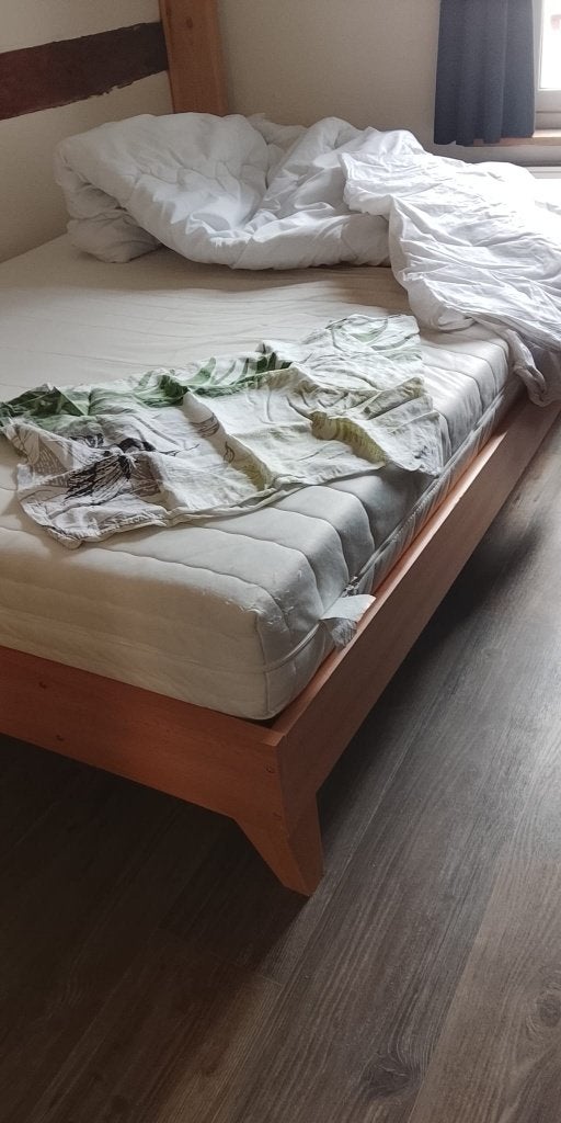 Bed compleet, Ophalen, Strak, Gebruikt, Beige