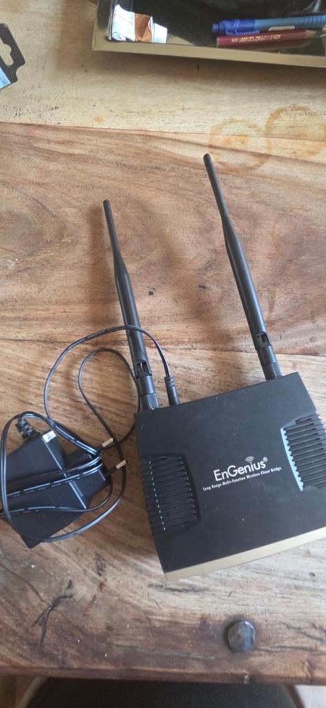 Hoog vermogen EnGenius Multi-function Router ECB350, Computers en Software, Routers en Modems, Gebruikt, Router, Ophalen