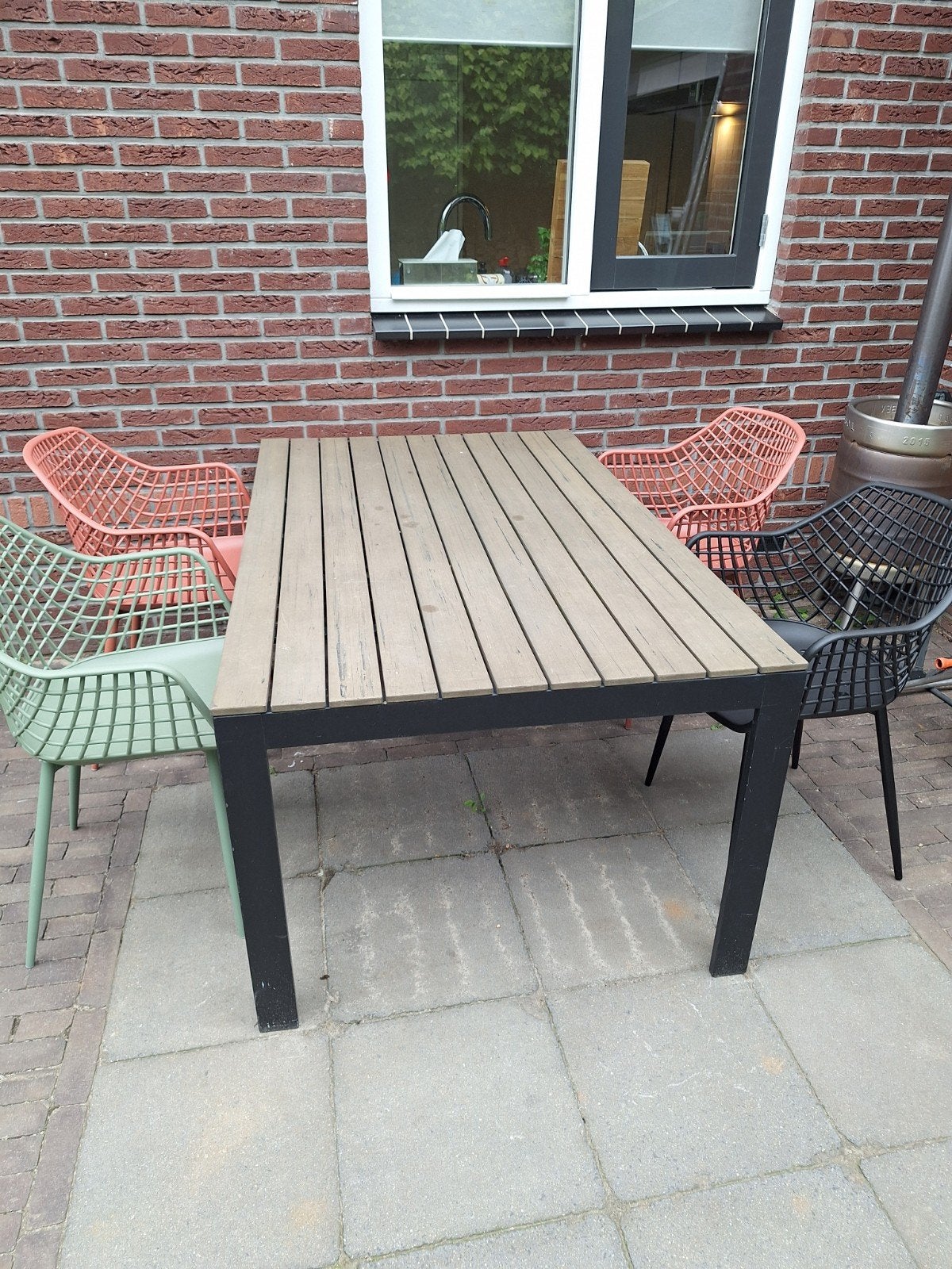 Gratis af te halen tafel 160x100 cm aluminium/houtlook, Tuin en Terras, Tuintafels, Ophalen, Gebruikt, Rechthoekig, Metaal