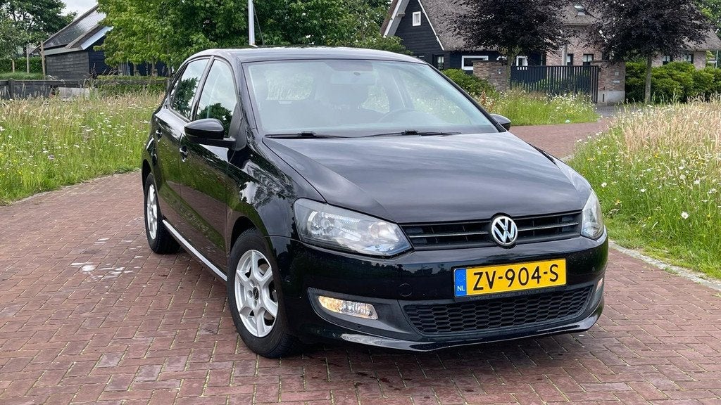Volkswagen Polo 1.4-16V Trendline | Airco | 5 Deurs |, Auto's, Voorwielaandrijving, Zwart, 4 cilinders, Zwart