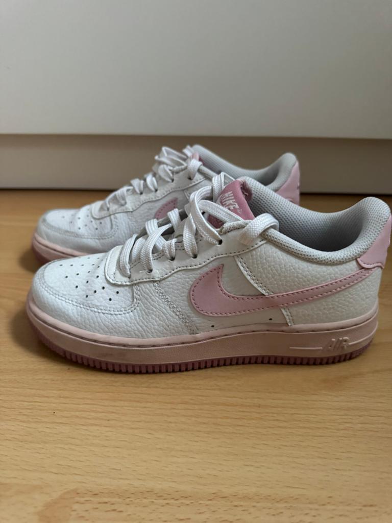 Sneakers Nike, Ophalen of Verzenden, Zo goed als nieuw, Sportschoenen