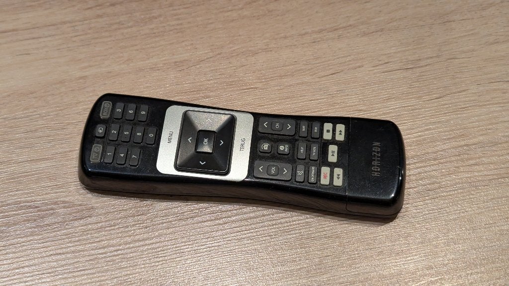 Ziggo Horizon box afstandsbediening, Audio, Tv en Foto, Afstandsbedieningen, Ophalen of Verzenden, Zo goed als nieuw