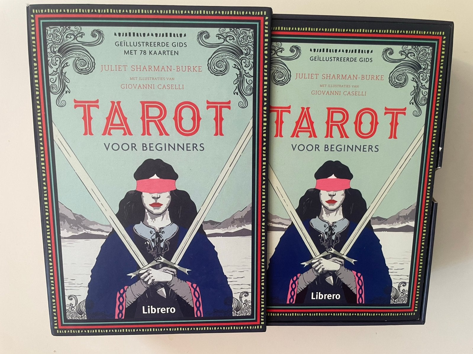 Juliet Sharman-Burke - Tarot voor beginners, Tarot of Kaarten leggen, Ophalen of Verzenden, Zo goed als nieuw, Juliet Sharman-Burke