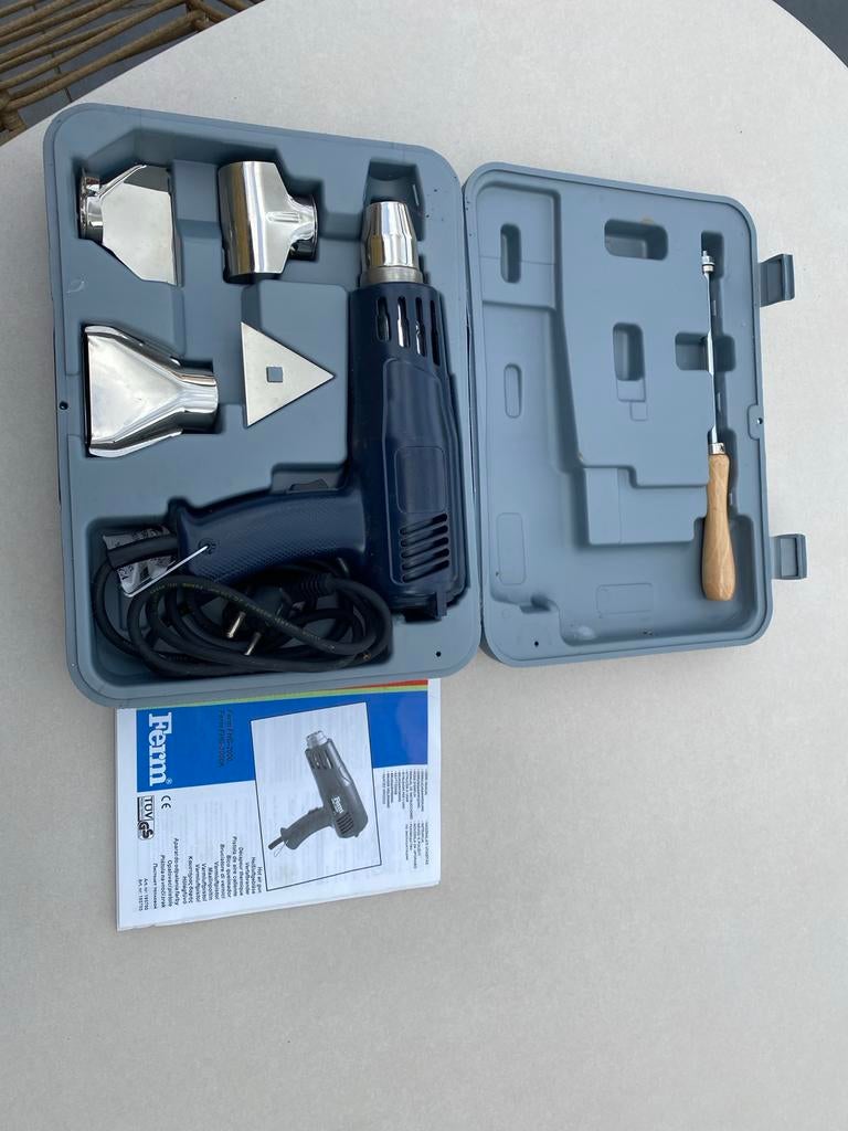 Ferm heteluchtpistool met accessoires in koffer, Ophalen of Verzenden, Zo goed als nieuw