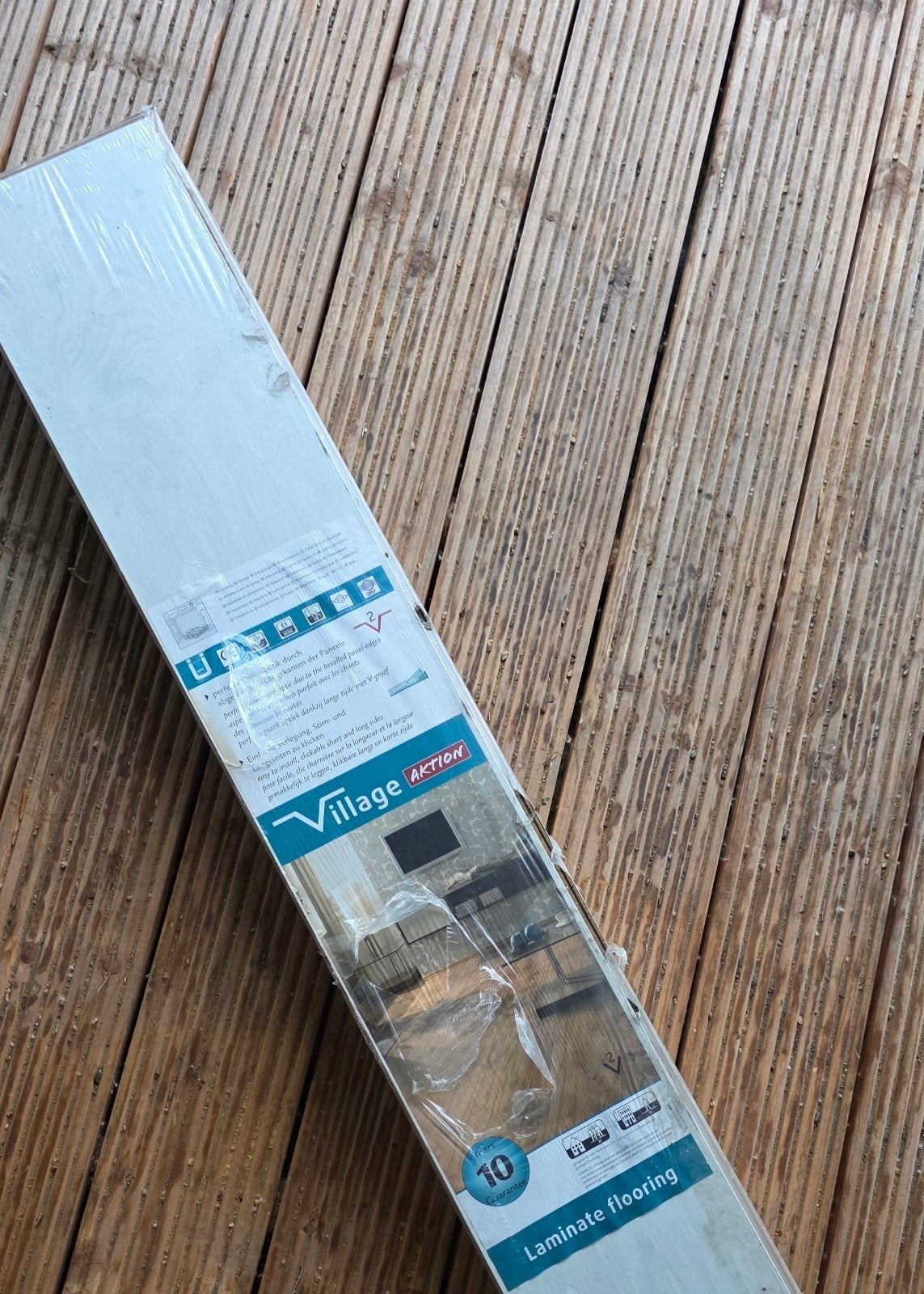 7 pakken laminaat - Village Aktion, Ophalen, Nieuw, 10 m² of meer, 10 tot 30 cm