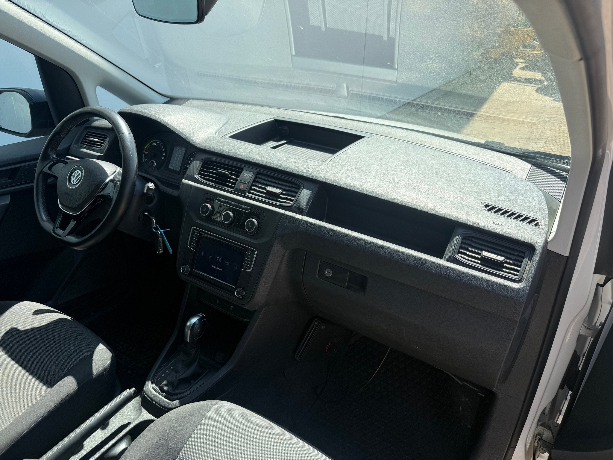 Volkswagen e-Caddy 37kWh 113PK L2H1 Elektrisch Caddy ABT Max, Automaat, 0 cilinders, Gebruikt, Volkswagen